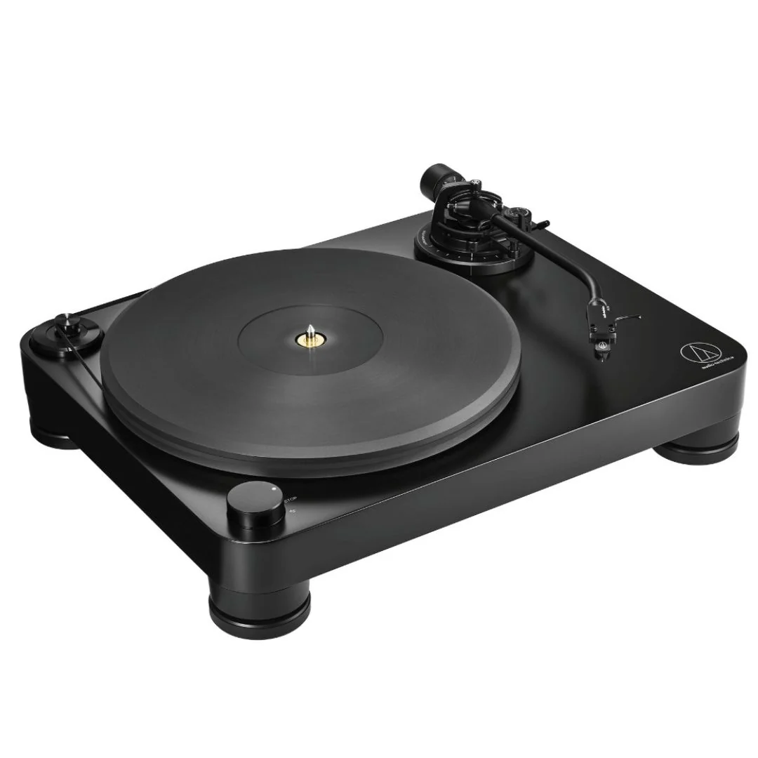 Audio-Technica AT-LP7X Fully Manual Belt-Drive Turntable - Black - Image 2