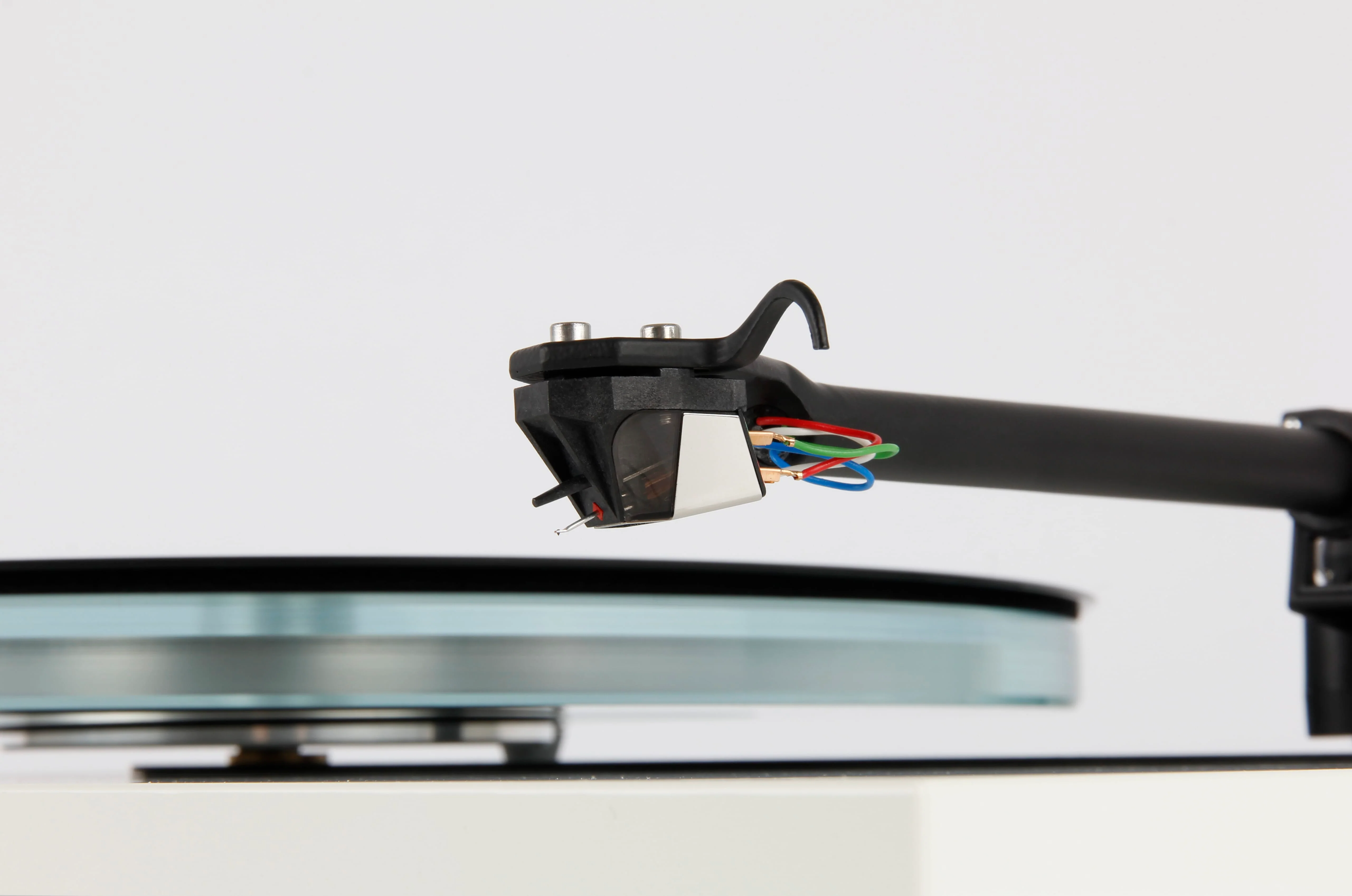 Rega Planar 6 Turntable - Image 4