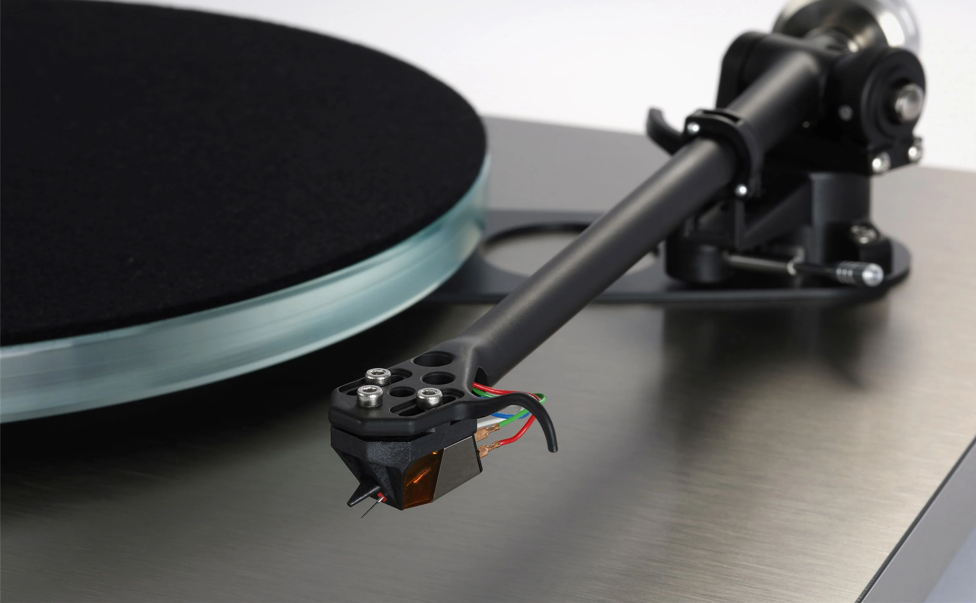 Rega Planar 6 RS Edition Turntable - Image 9